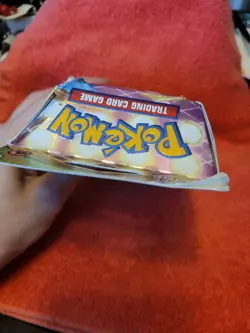 2020 Pokemon Vivid Voltage Charizard Theme Deck - Brand New Factory Sealed - Image 4