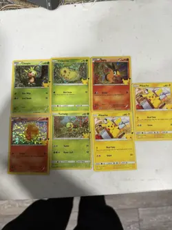 Pokemon TCG Random Lot Of 7 - Image 1