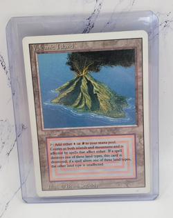 Magic the Gathering English Volcanic Island Heavy Revised - Image 1