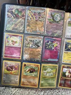 Huge Pokemon Binder Collection Full of Cards 700+ Cards - Image 4