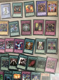 Yu-Gi-Oh! Deck Lot! Rare 1st Ed. Blue Eyes SDK-001. Holographic & 1st Editions. - Image 5