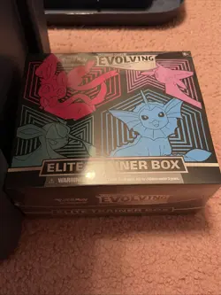 Pokemon TCG Sword & Shield Evolving Skies Elite Trainer Box ETB New/SEALED - Image 1