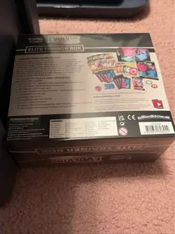 Pokemon TCG Sword & Shield Evolving Skies Elite Trainer Box ETB New/SEALED - Image 2