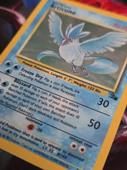 Articuno Holo Rare 2/62, 1999 Fossil WOTC Vintage Pokemon Card - Image 2