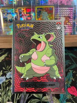 ?? SHINING Nidoqueen Non-TCG 2024 SHINY POKEMON Card Kanto Peru Foil NM ?? - Image 1