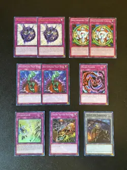 Yugioh! Tournament Ready Yugi Muto Dark Magician Deck! + Blue eyes Deck - Image 4