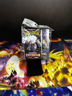 SEALED Pokemon TCG: Sword & Shield LOST ORIGIN MINI PORTFOLIO. W BOOSTER PACK. - Image 2