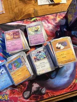 Pokemon TCG surging Sparks BULK LOT 600ish Cards BULK HOLOS AND COMMONS - Image 2