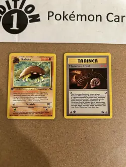 Kabuto + Fossil 1st Edition Pokemon Card Lot Vintage WOTC - Image 1