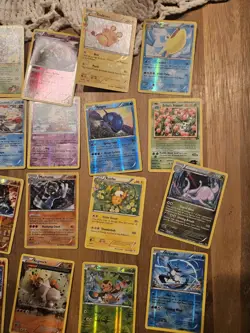 Lot Of 25 Random Pokemon Cards - Image 4