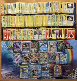 Vintage Pokemon Card Lot Holo Etc MP-Damaged Charizard Jolteon Eevee Fire 645+ - Image 1