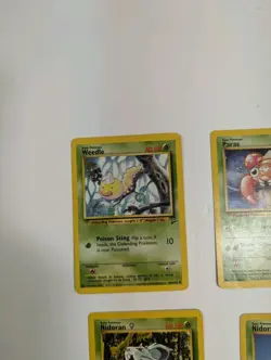 Vintage Pokemon Card Lot (10) - Base/Jungle/Unlimited - Weedle, Paras, Nidoran/ - Image 2