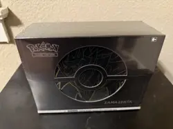 Pokemon TCG Sword & Shield Zamazenta ETB Elite Trainer Box PLUS New/Sealed - Image 1