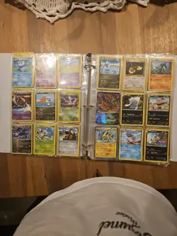 Pokemon Cards Lot Vintage Binder - Image 4