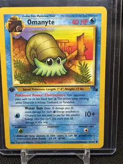 Pokemon TCG Omanyte Fossil 52 1st Edition Common Card NM - Image 1
