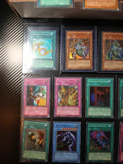 Yu-Gi-Oh 1996 TCG Card Game Collection 1st Edition Holos, Base Lot x1100 Yugioh - Image 2