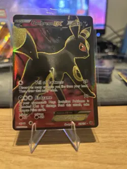 Umbreon EX Pokemon Card 119/124 Holo Rare Fates Collide TCG off center miscut - Image 1
