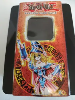 Vintage Yu-Gi-Oh Dark Magician Girl Empty Tin + 85 Random Yu-Gi-Oh Cards - Image 1