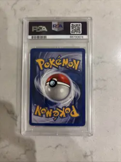 Pokemon TCG Machamp Holo 1st Edition Base Set #8/102 Holo Rare PSA 8 - Image 2