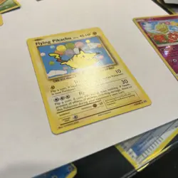 2016 Pokemon Flying Pikachu 110/108 Evolutions Regular NM - Image 3
