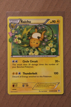 Pokemon TCG Raichu RC9-32 Generations: Radiant Collection Regular - Image 1