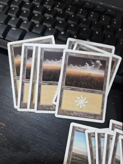 Lot Of 33 Plains Basic Land 7th Edition Magic: The Gathering MTG - Image 5