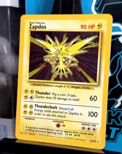 Zapdos 16/102 Base Set Holo Rare Pokemon Card WOTC - Played Condition - Image 3