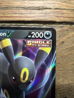 Umbreon V 094/203 Evolving Skies Full Art Ultra Rare Pokemon Card. NM-MINT. - Image 3