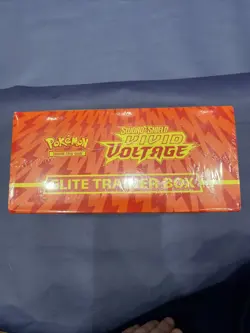 Pokemon TCG - Vivid Voltage Elite Trainer Box - ETB - BRAND NEW / FACTORY SEALED - Image 4