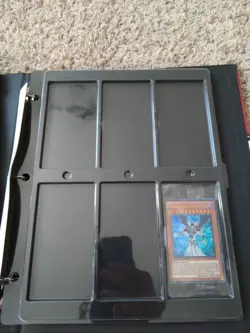 Yu-Gi-Oh Legendary Collection 2 Binders With Sealed Darklord Pack + Cover Cards - Image 4