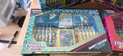 Pokemon TCG Crown Zenith Premium Figure Collection SET Shiny Zacian & Zamazenta - Image 5