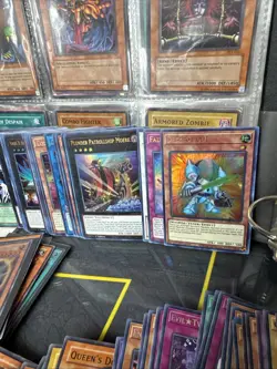 Huge Yugioh Card Collection (Vintage cards, commons, holos, READ DESCRIPTION) - Image 4