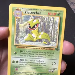 Victreebel 30/64 Jungle Rare Pokemon Card Non-Holo - Image 2