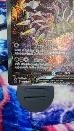 Pokemon TCG Giratina v 186/196 2022 Lost Origin Alt Full Art Mint/Nm Condition - Image 4