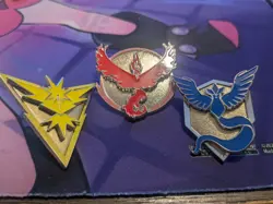 3 X Pokemon Pin Badge Mystic Valour Instinct GO Moltres Zapdos Articuno 2021 - Image 1