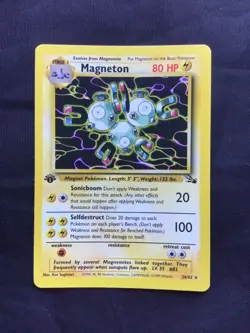 Pokemon Cards: Fossil 1st Edition Rare: Magneton 26/62 - Image 1