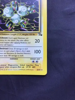 Pokemon Cards: Fossil 1st Edition Rare: Magneton 26/62 - Image 4
