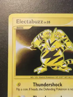 Pokemon JOLTEON Card Set 14/110 Holo Rare WOTC NM (Legendary Collection) - Image 2