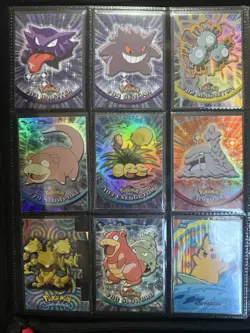 Pokemon Binder Bundle with 33 Topps cards - Image 1