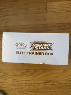 2022 POKEMON SWORD & SHIELD BRILLIANT STARS TRAINER BOX ETB Sealed - Image 5