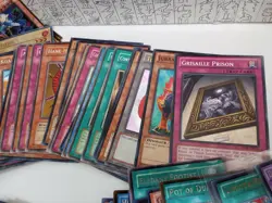 YuGiOh! Lot Of Mixed Cards Holos and Commons various Rarities Read Description - Image 5
