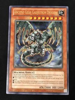 YUGIOH OVERSIZED JUMBO ANCIENT GEAR GADJILTRON DRAGON SD10-EN001 - Image 1