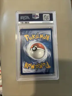 Pokemon Go Dragonite v Full Art Ultra Rare Card 076/078 PSA 9 - Image 2