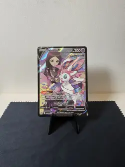 Pokemon TCG: Brilliant Stars Sylveon V TG14/TG30 Full Art NM - Image 2