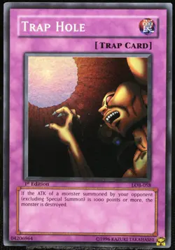 Yu-Gi-Oh! Trap Hole LOB-058 1.Edition (WAVY) Super Rare (1st) [NM] NA | EN 2002 - Image 1
