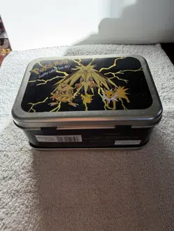 Vintage Pokemon Lunch Box Metal Tin Zapdos Pikachu Jolteon Card Box - Image 3