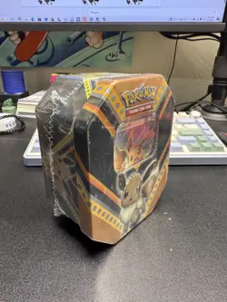 Nintendo Pokemon V Powers Tin Trading Card Game Eevee V - Eevee Tin 820650807794 - Image 5