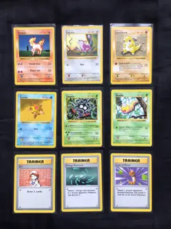 Pokemon Cards: Shadowless Base Set 25 Card Non-Holo Lot - Image 3