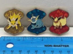 Pokemon Eeveelution VMAX Premium Collection 3 Pin Set Flareon Vaporeon Jolteon - Image 3