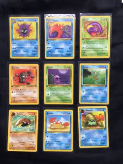 Pokemon Cards: 1st Edition Fossil 17 Card Non-Holo Lot - Image 1